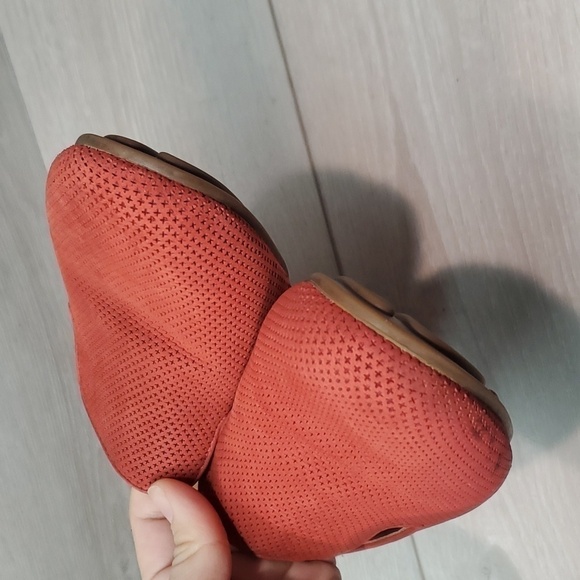 Gentle Souls by Kenneth Cole Eugene 2 Loafer Slip on flats shoes sz 9M - Picture 4 of 13